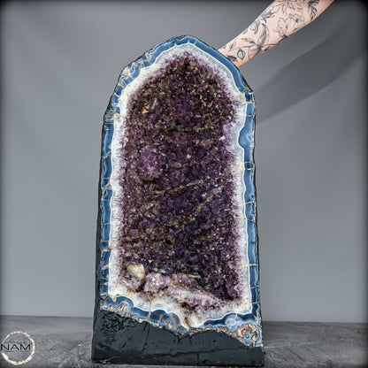 Majestätische Amethyst-Achat-Geode aus Uruguay – 58,8 kg Naturkunstwerk