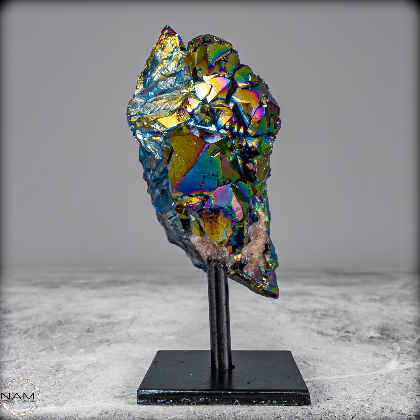Kristall-Aura-Amethyst auf Ständer – 330,33 g