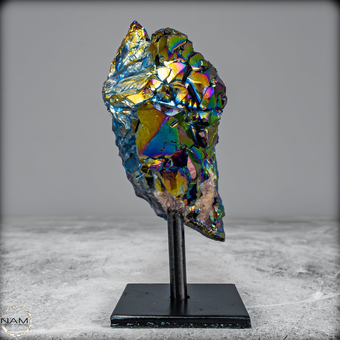 Kristall-Aura-Amethyst auf Ständer – 330,33 g