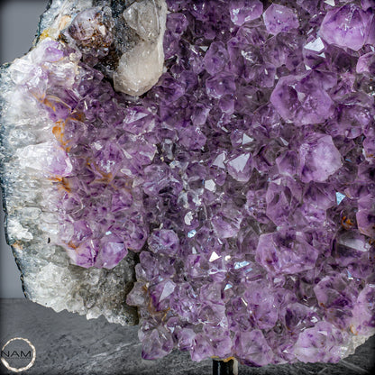Natürliche Amethyst-Druse mit Calcit-Einschlüssen – Uruguay - 6389,55g