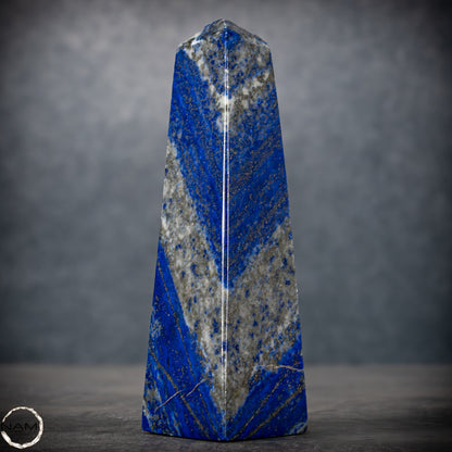 Natürlicher Königsblauer Lapislazuli Kristall-Obelisk, Spitzenqualität - 396,17g