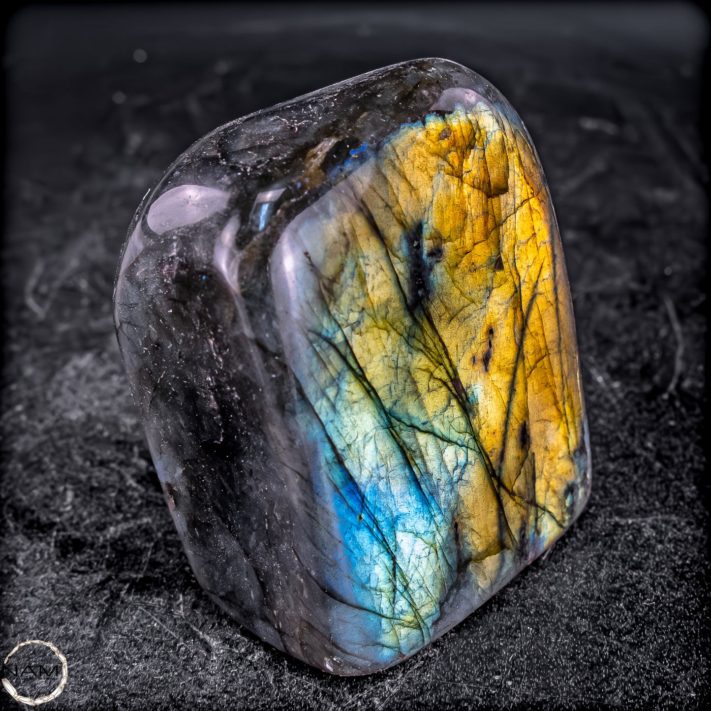 Natürliche Labradorit Kristall-Freiform - 213,44g