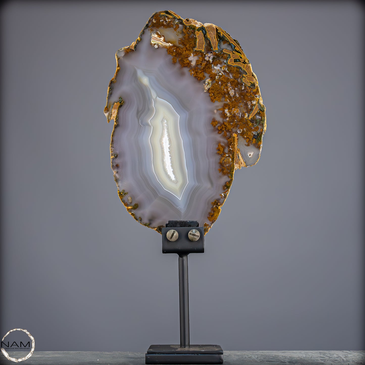 Achat Scheibe  – Natürliches Farbenspiel auf Ständer aus Brasilien - 711,07g