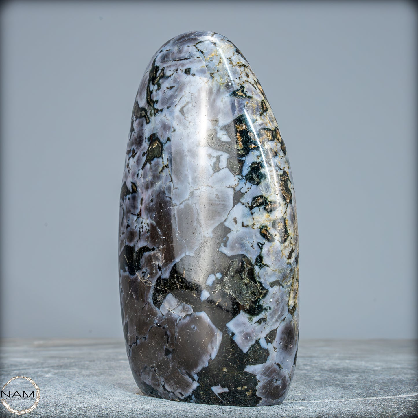 Natürliche Merlinit (Gabbro) Kristall Freiform - 969,08g