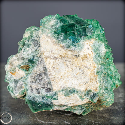 Natürliche Grüner Fluorit Kristalle auf Matrix - 3449,12g