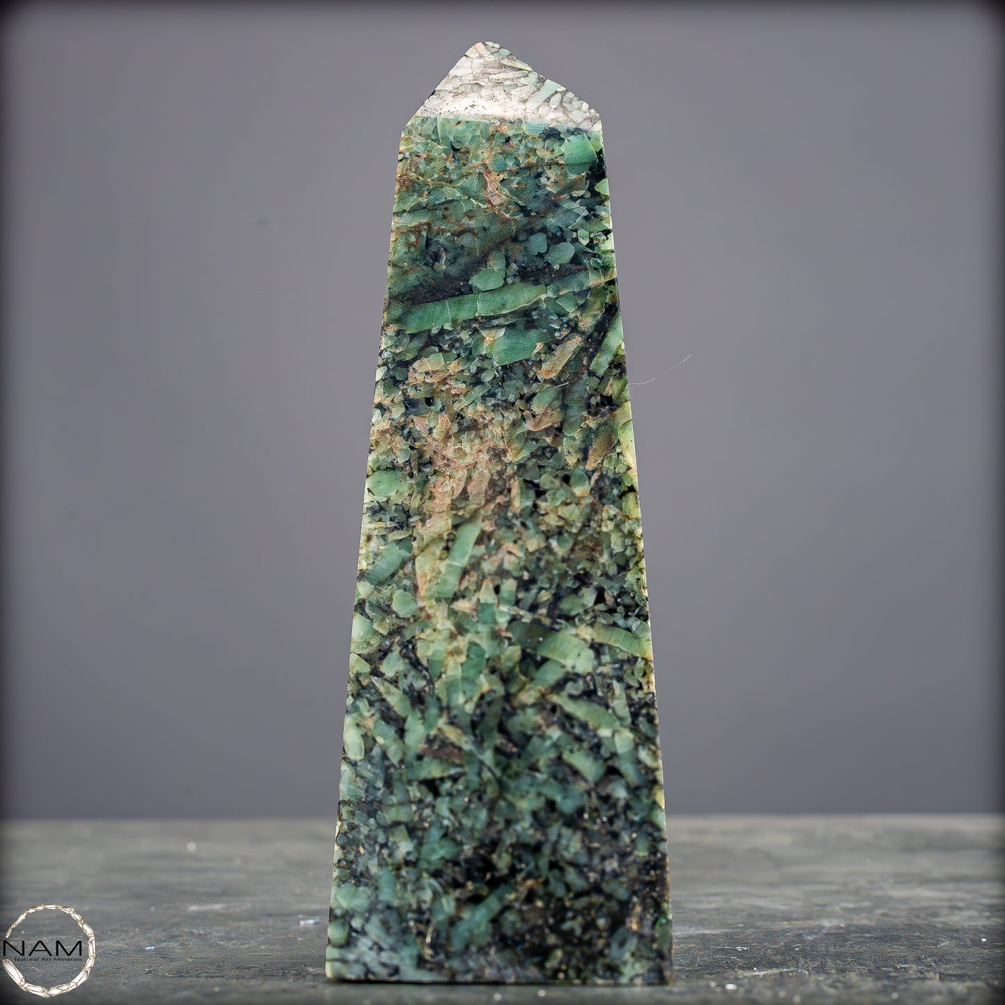 Natürlicher Smarag-Obelisk aus Kolumbien - 300,95g