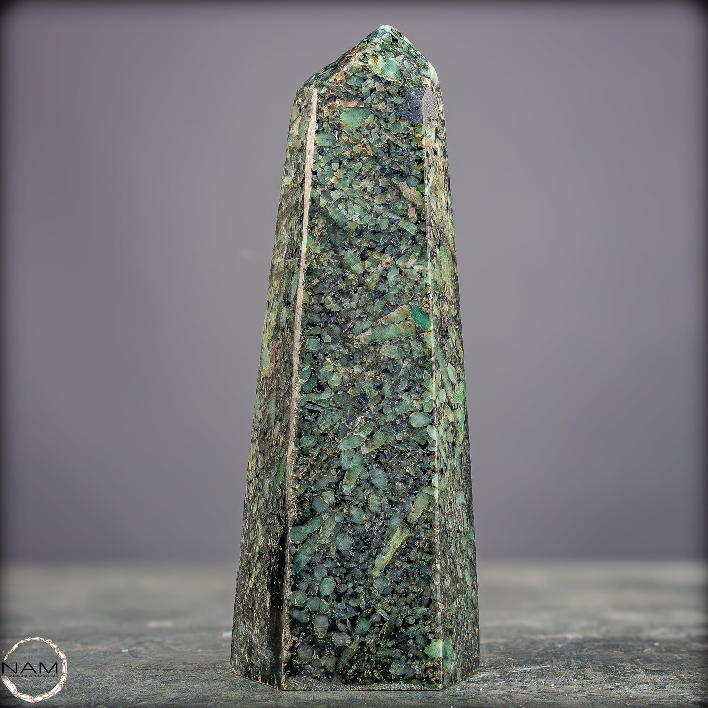 Natürlicher Smarag-Obelisk aus Kolumbien - 300,95g