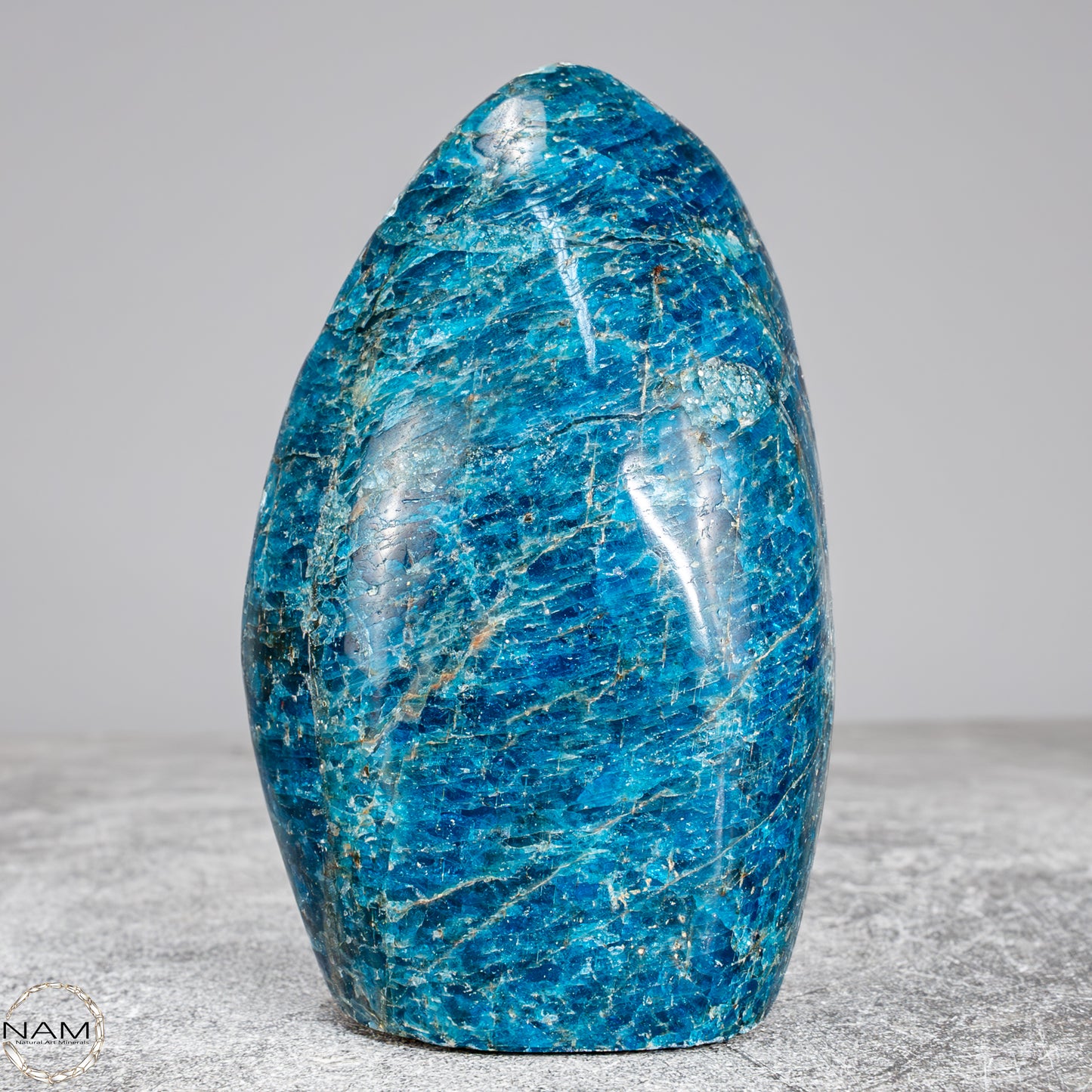 Natürliche Blaue Apatit Kristall-Freiform -671,55g