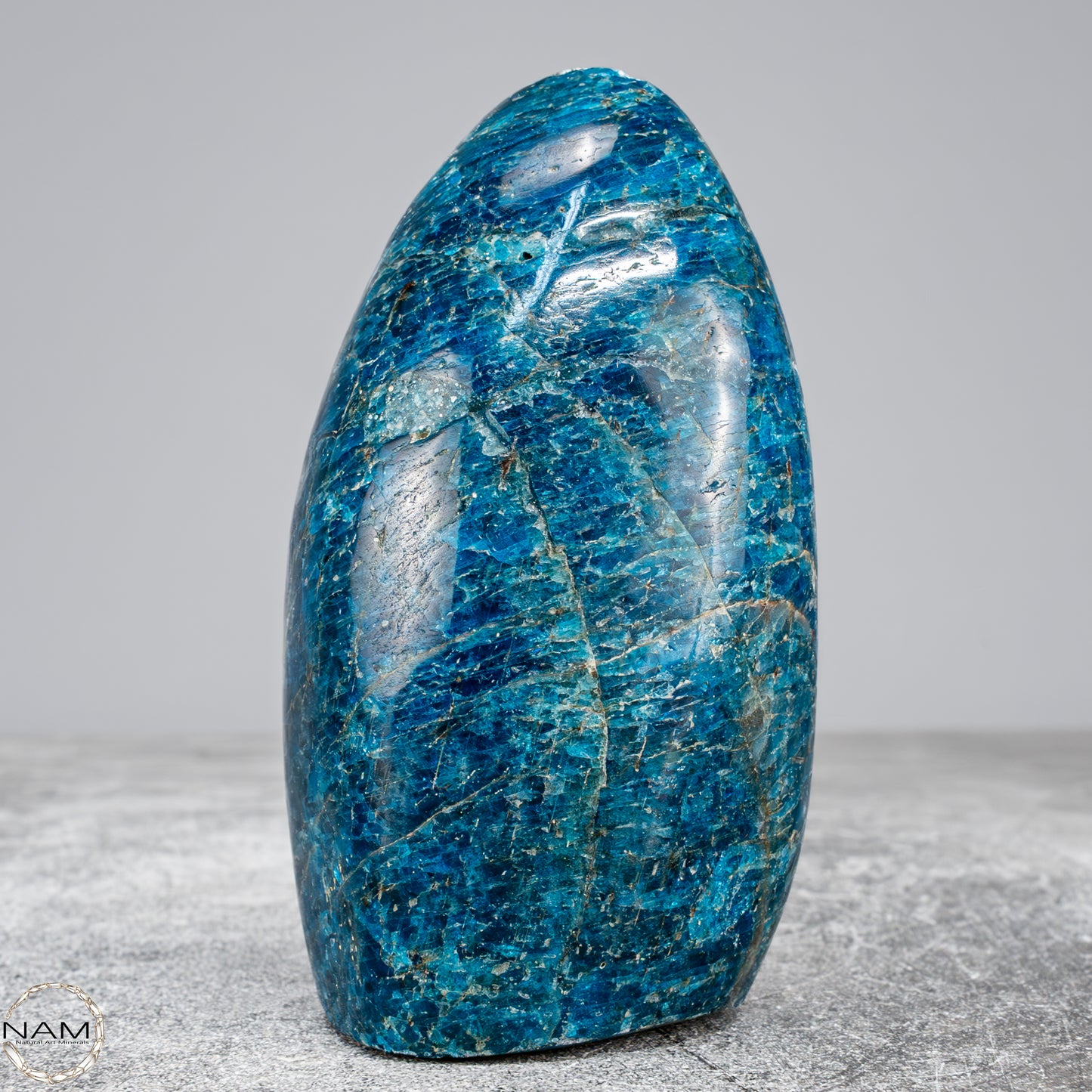 Natürliche Blaue Apatit Kristall-Freiform -671,55g