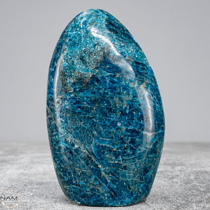 Natürliche Blaue Apatit Kristall-Freiform -671,55g