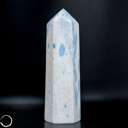 Natürlicher K2 Obelisk aus Madagaskar -664,77g