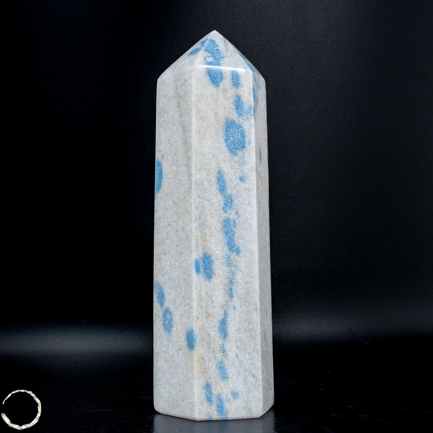 Natürlicher K2 Obelisk aus Madagaskar -664,77g