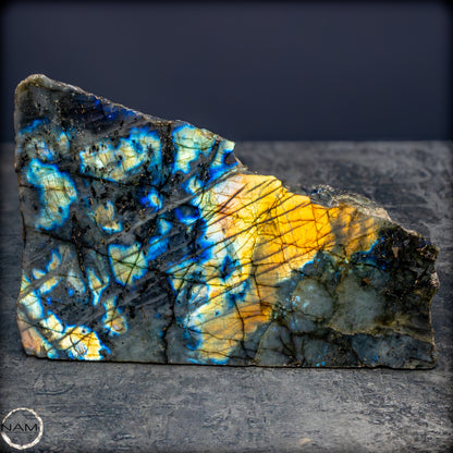 Natürliche Labradorit Kristall-Freiform - 2054,71g