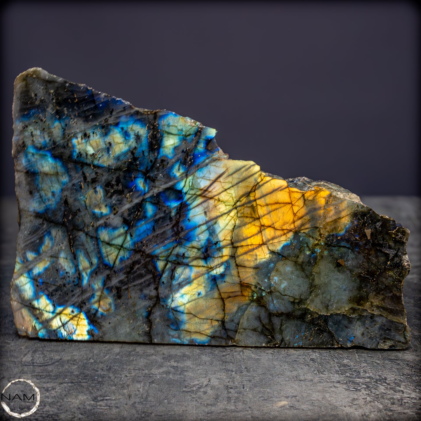 Natürliche Labradorit Kristall-Freiform - 2054,71g