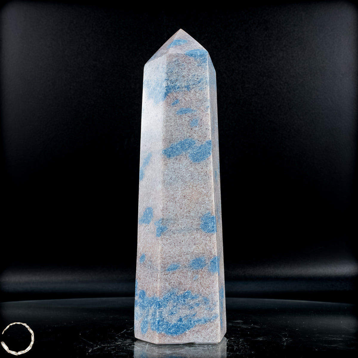 Natürlicher K2 Obelisk aus Madagaskar - 751,51g