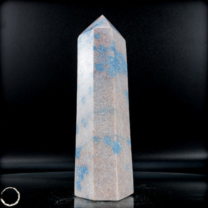 Natürlicher K2 Obelisk aus Madagaskar - 751,51g