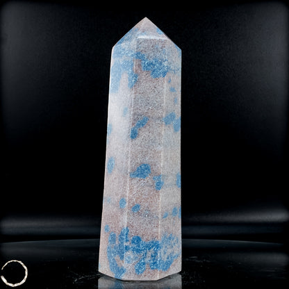 Natürlicher K2 Obelisk aus Madagaskar - 751,51g
