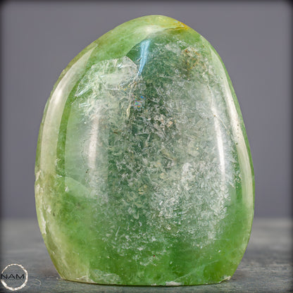 Natürliche Grüne Fluorit-Kristall Freiform - 929,38g