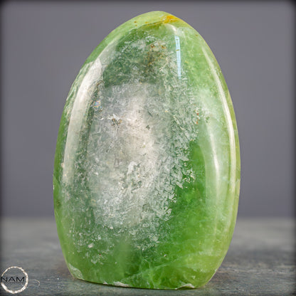 Natürliche Grüne Fluorit-Kristall Freiform - 929,38g