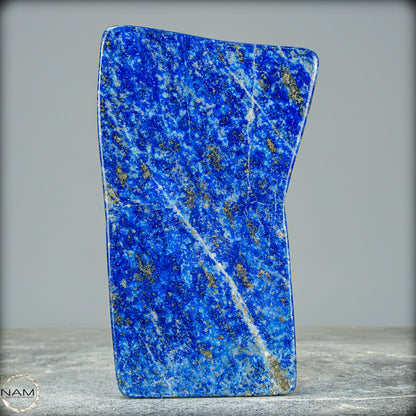 Natürliche Lapislazuli Kristall-Freiform - 728,13g