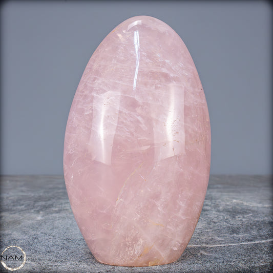 Natürliche Rosenquarz-Kristall Freiform aus Brasilien - 1008,49g