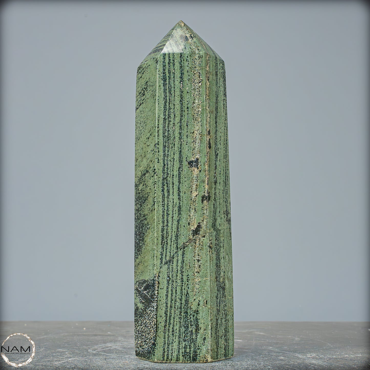 Gebänderter Eldarit-Jaspis Obelisk - 942,28g