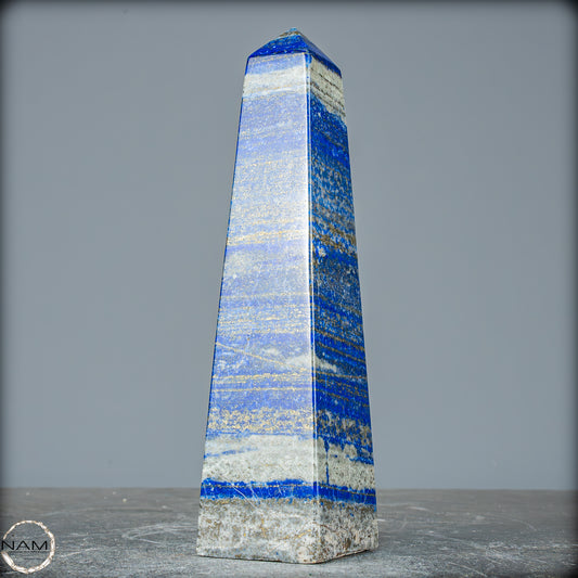 Natürlicher Königsblauer Lapislazuli Kristall-Obelisk, Spitzenqualität - 611,82g