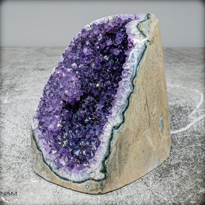 Natürliche Amethyst-Kristall Druse -889,74g