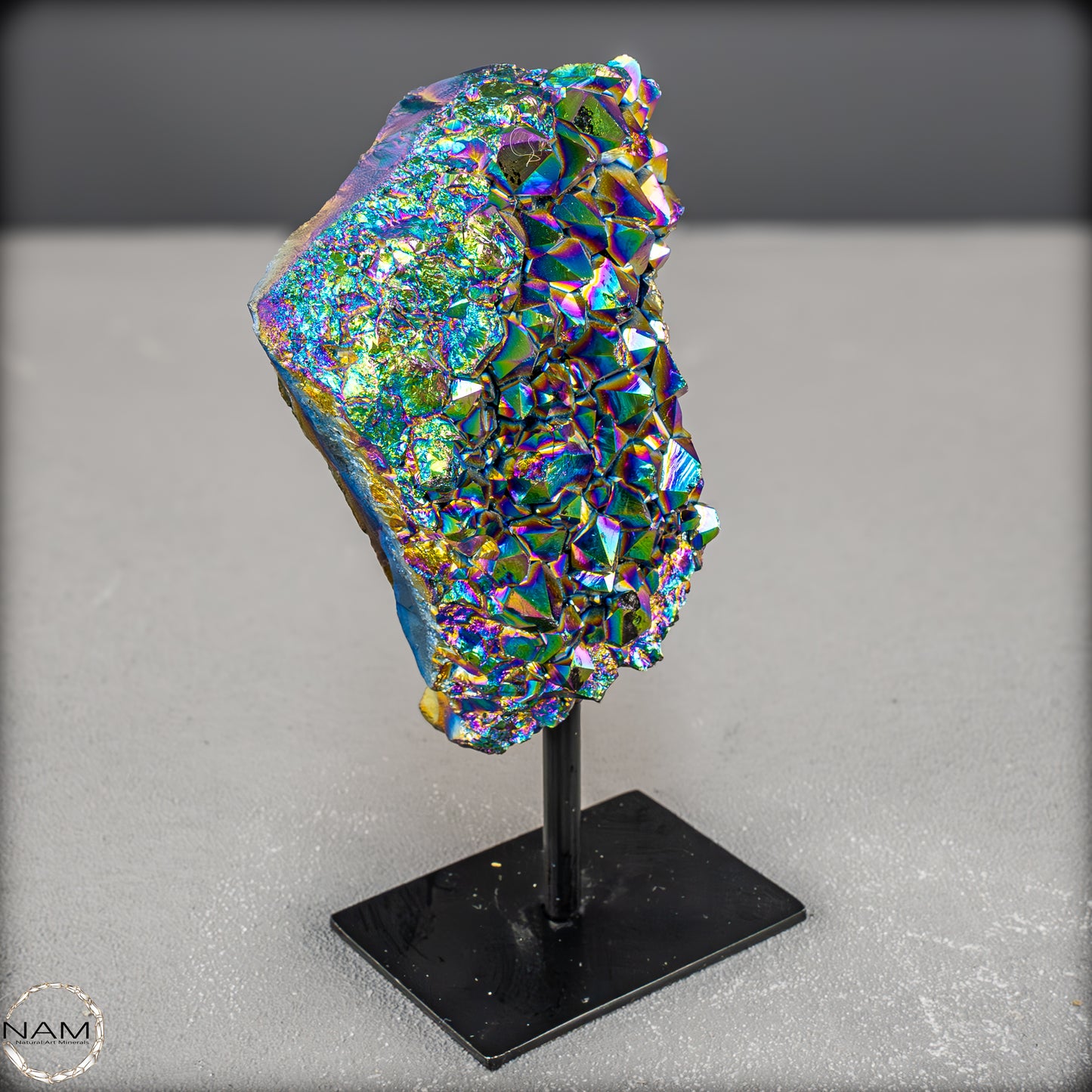 Kristall-Aura-Amethyst auf Ständer – 520,75g