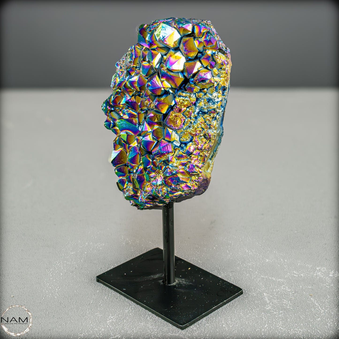 Kristall-Aura-Amethyst auf Ständer – 520,75g