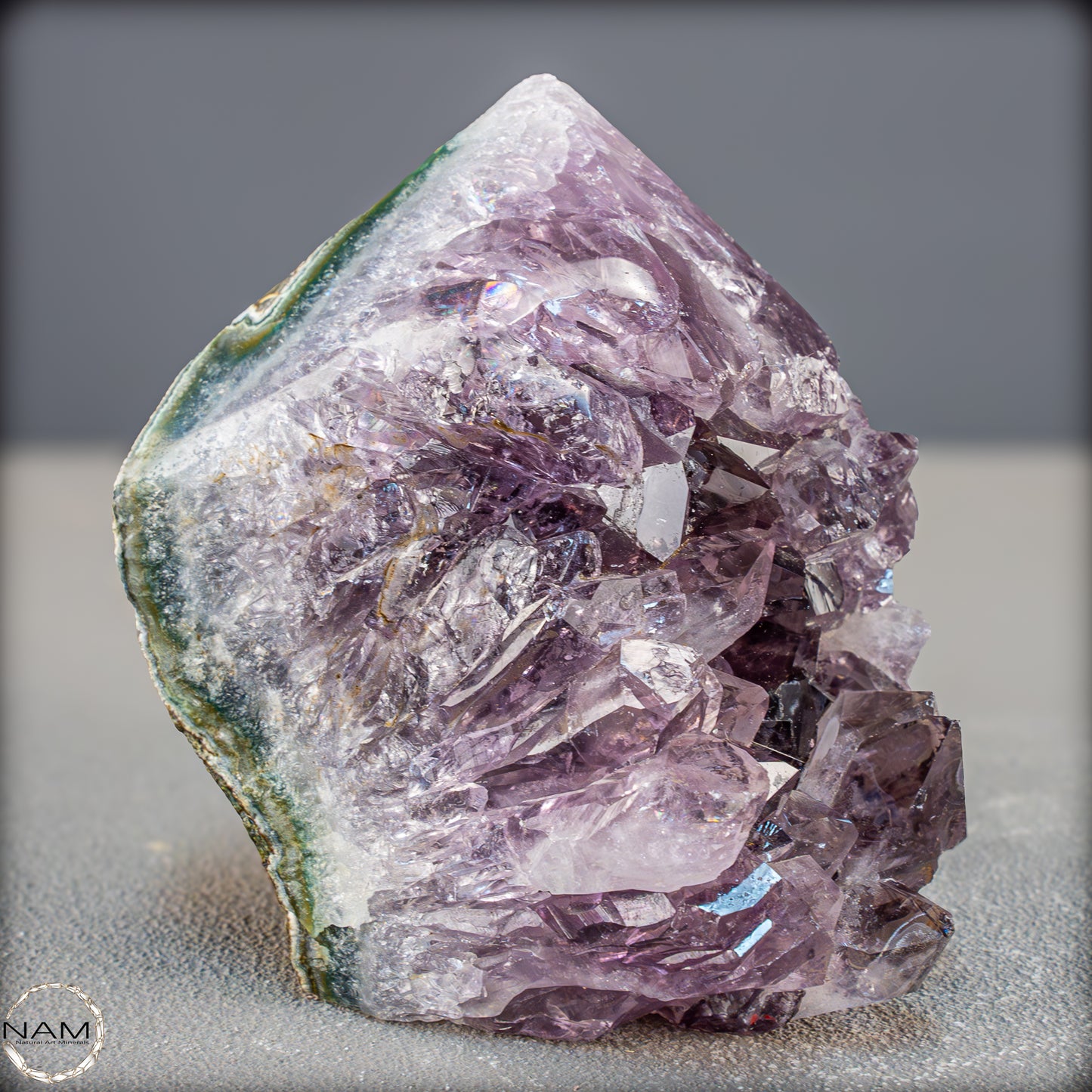 Natürliche Amethyst-Kristall Druse/Spitze- 858,41g
