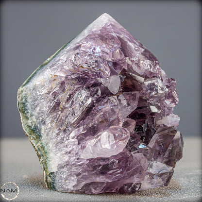 Natürliche Amethyst-Kristall Druse/Spitze- 858,41g