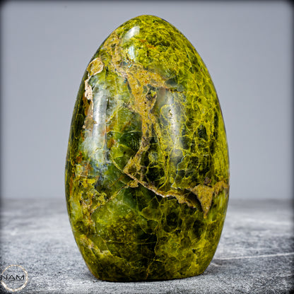Natürliche Grüner Opal-Kristall Freiform -717,35g