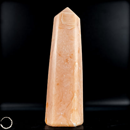 Natürlicher Orangencalcit Kristall-Obelisk - 1419,52g