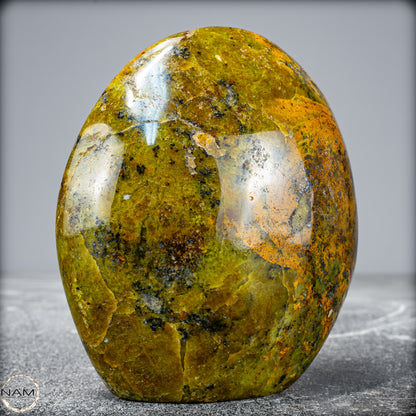 Natürliche Grüner Opal-Kristall Freiform - 481,72g