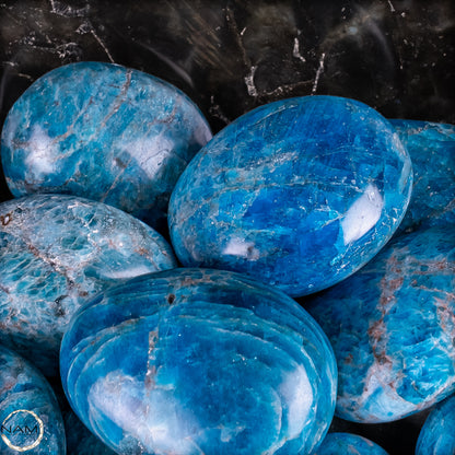 Apatit-Trommelsteine in Spitzenqualität – Faszinierende Blau- und Türkistöne für anspruchsvolle Mineraliensammler