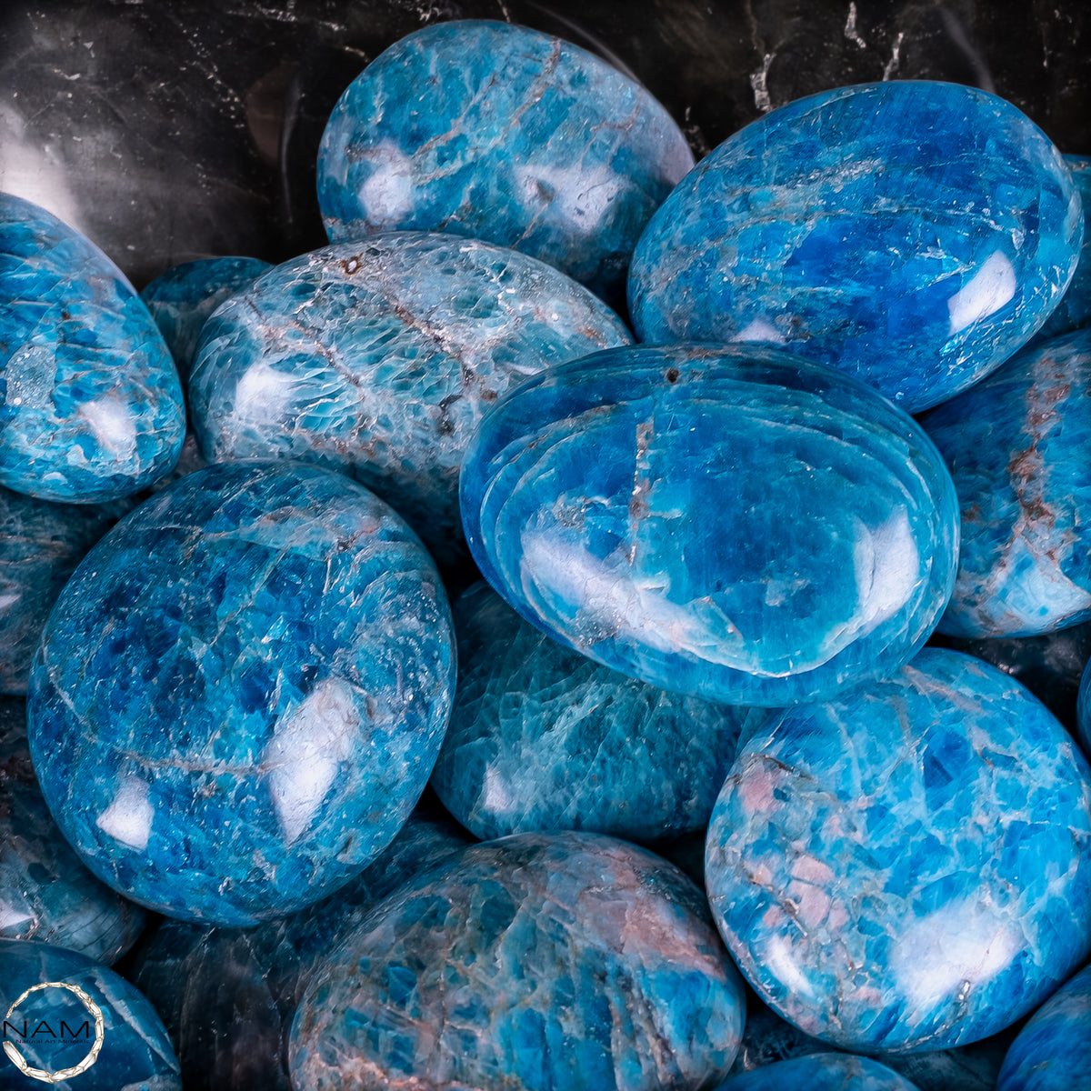 Apatit-Trommelsteine in Spitzenqualität – Faszinierende Blau- und Türkistöne für anspruchsvolle Mineraliensammler