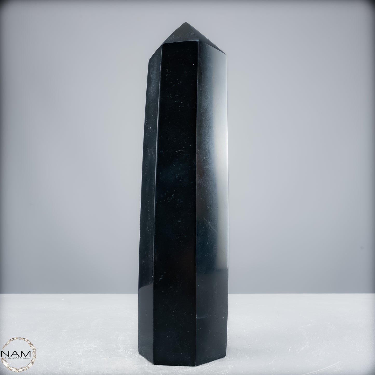 Natürlicher Tourmalin Kristall-Obelisk aus Brasilien - 1868,36 g