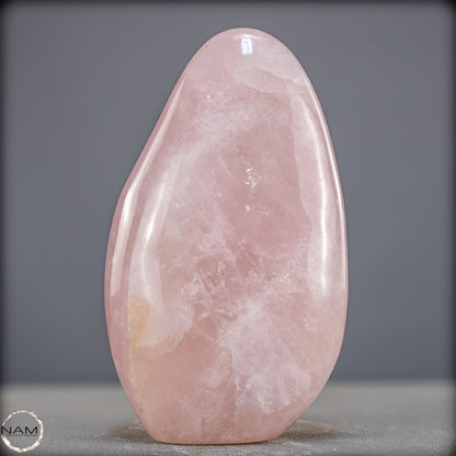 Natürliche Rosenquarz-Kristall Freiform aus Brasilien - 1473,51g