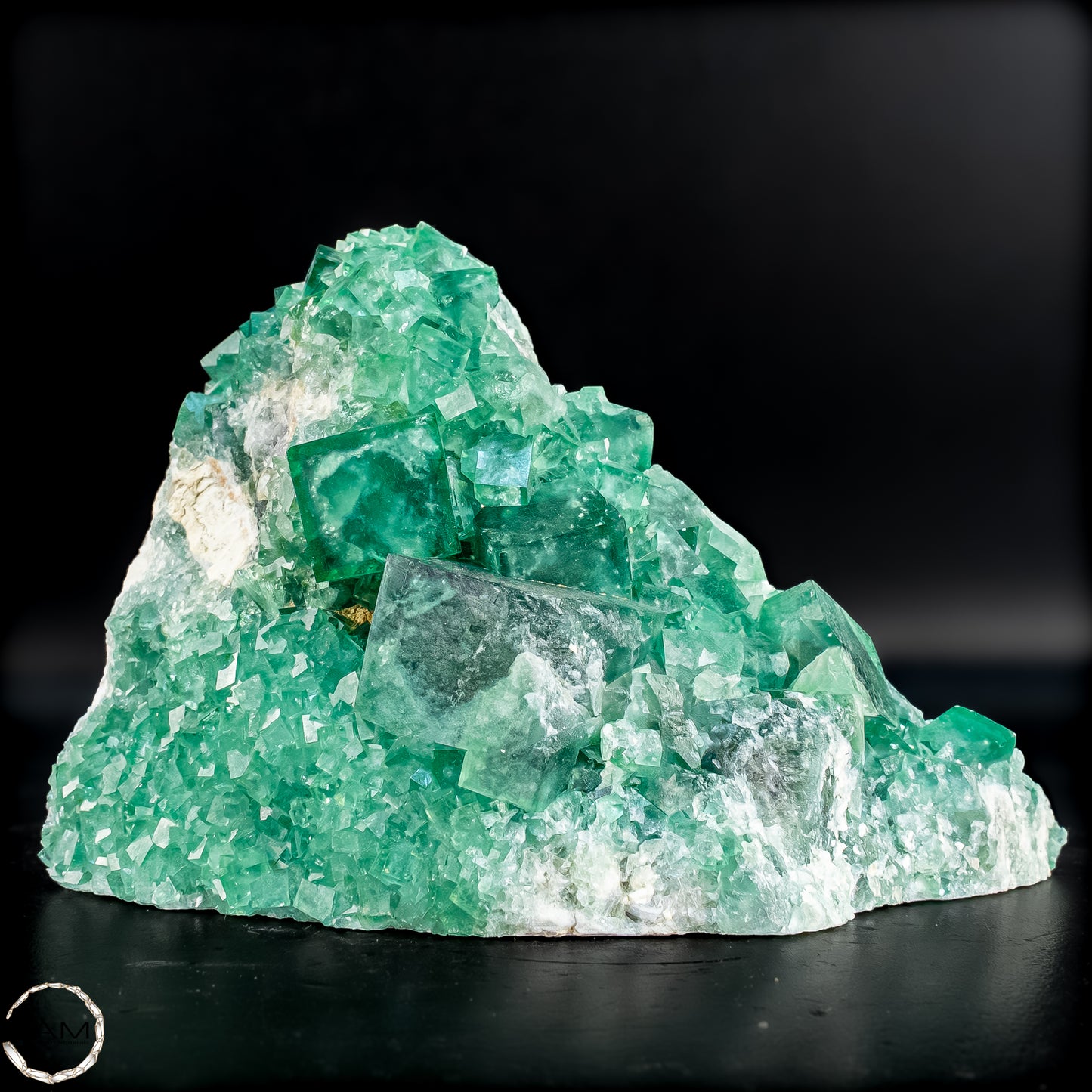 Natürliche Grüner Fluorit Kristalle auf Matrix - 1087,22g