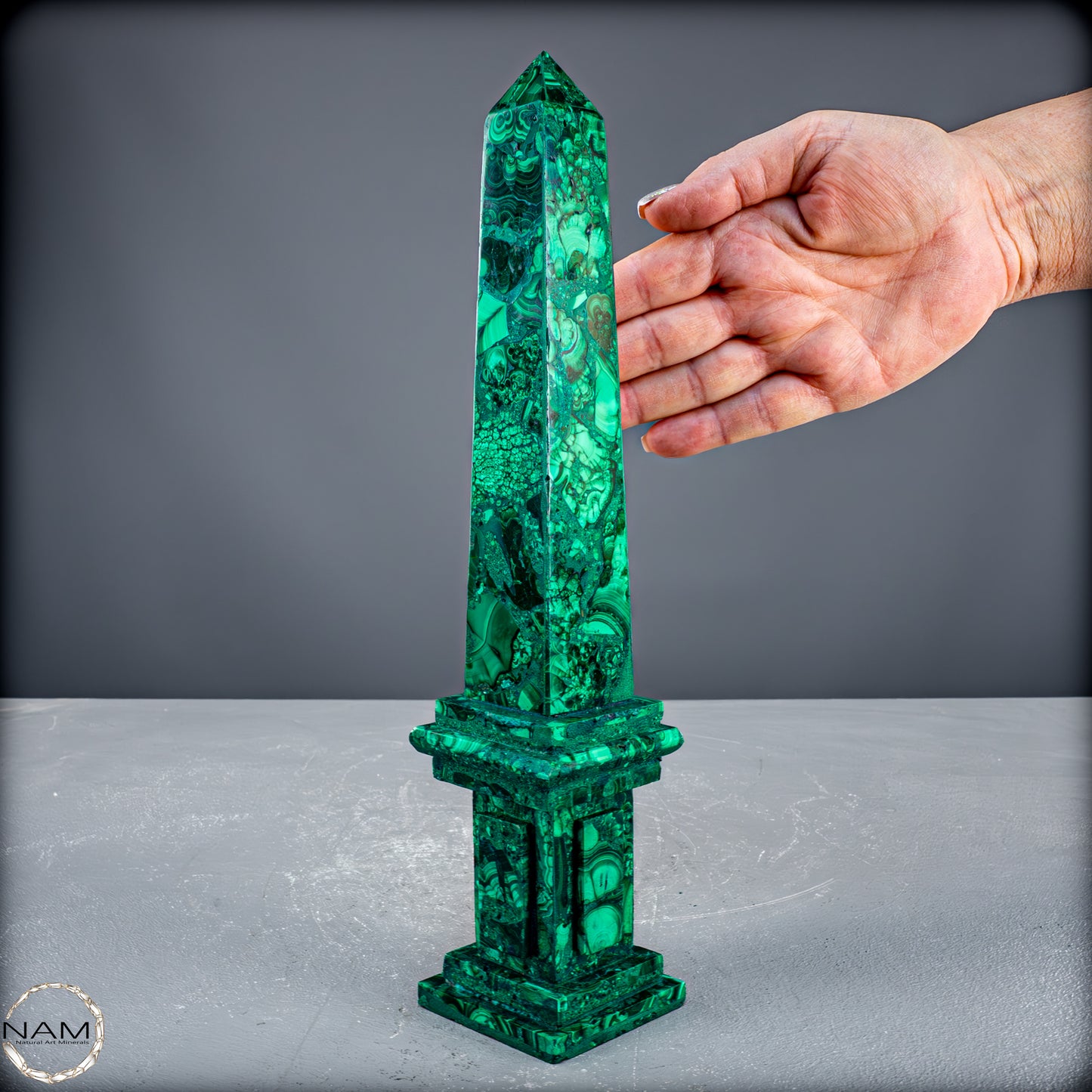 Malachit-Turm – Monumentale Eleganz aus der Natur - 969,51 g