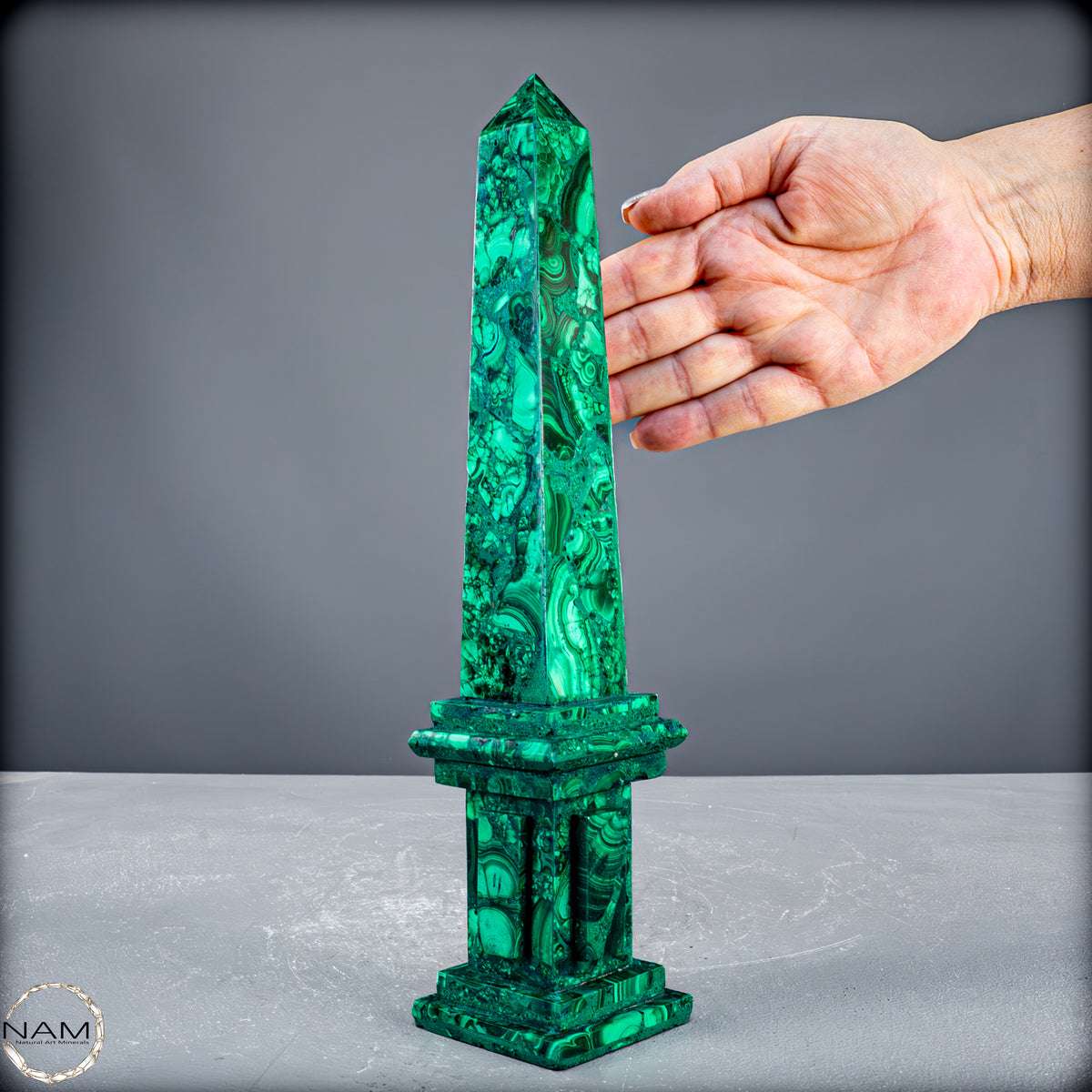 Malachit-Turm – Monumentale Eleganz aus der Natur - 969,51 g