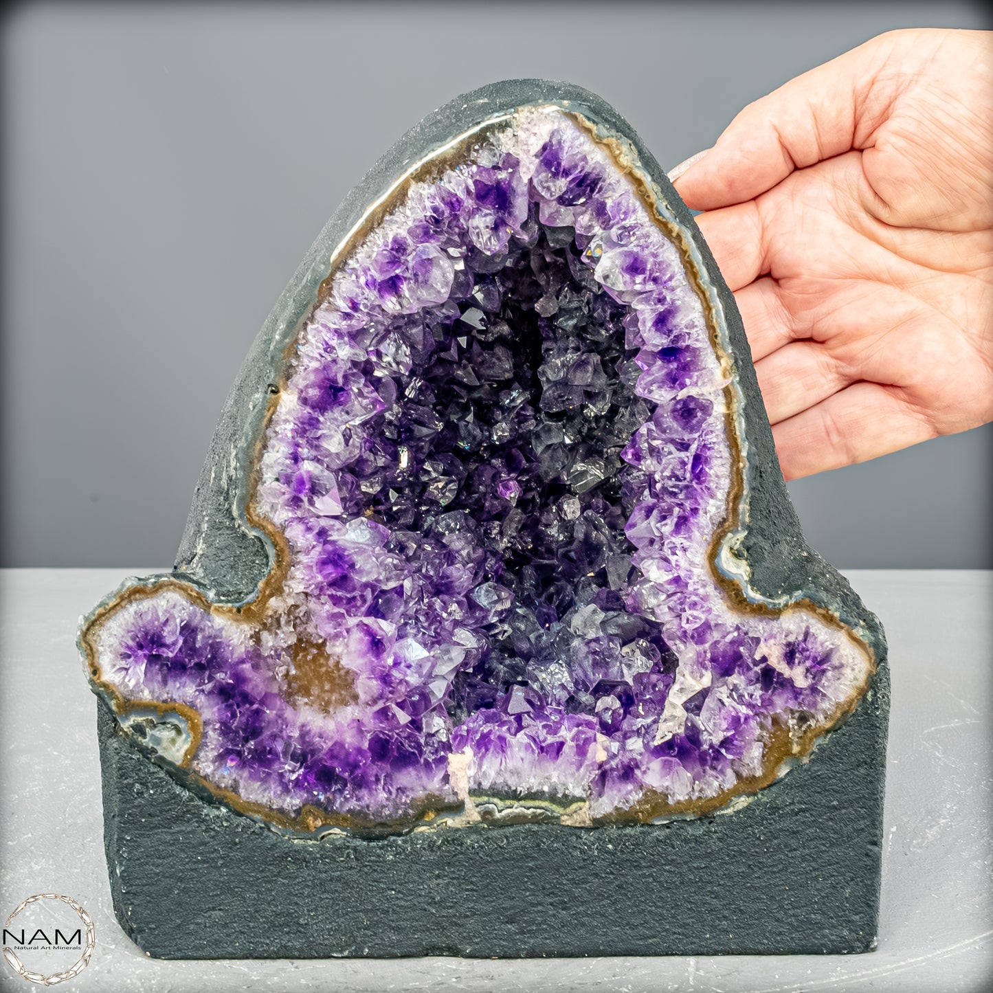 Natürliche Amethyst-Kristall Druse - 3586,22 g