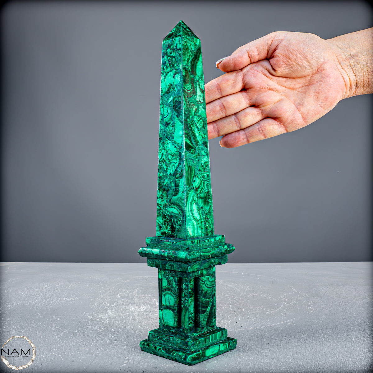 Malachit-Turm – Monumentale Eleganz aus der Natur - 969,51 g
