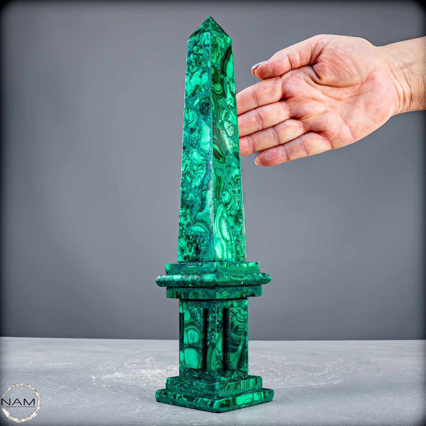 Malachit-Turm – Monumentale Eleganz aus der Natur - 969,51 g