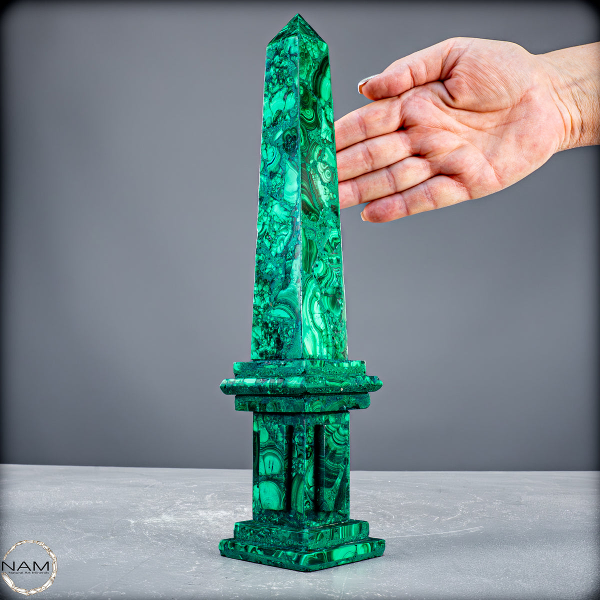 Malachit-Turm – Monumentale Eleganz aus der Natur - 969,51 g