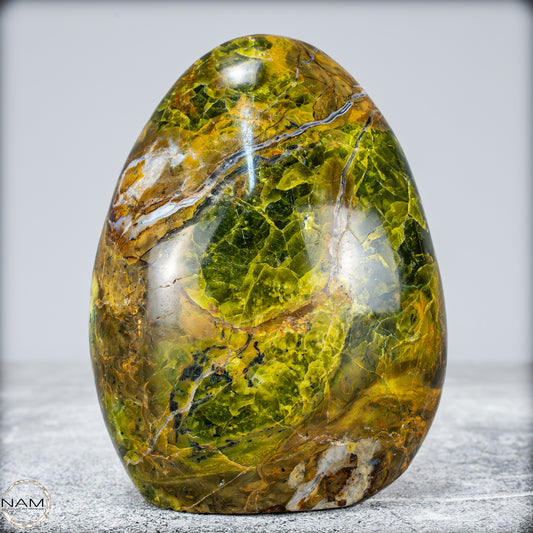 Natürliche Grüner Opal-Kristall Freiform -675,67g