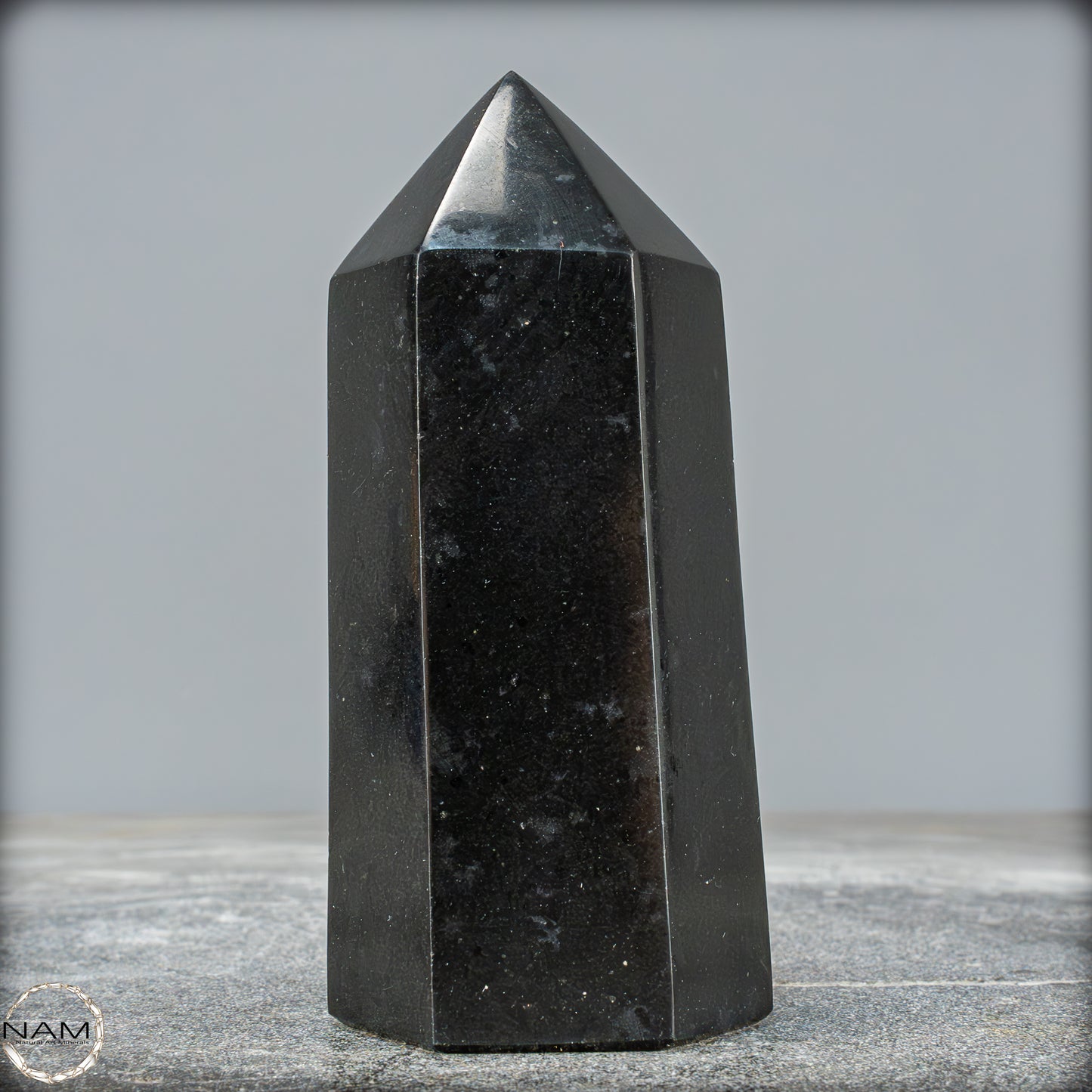 Natürlicher Tourmalin Kristall-Obelisk aus Brasilien - 549,07g