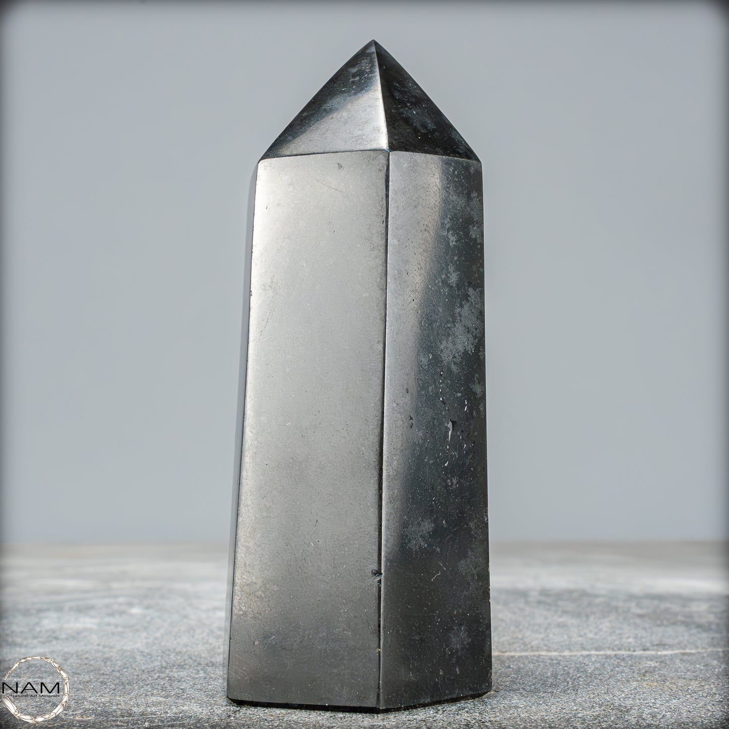 Natürlicher Tourmalin Kristall-Obelisk aus Brasilien - 549,07g