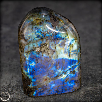 Natürliche Labradorit Kristall-Freiform - 749,55g